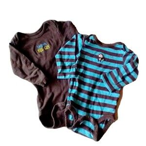 12m Carters Long Sleeve Bodysuit Set of Two